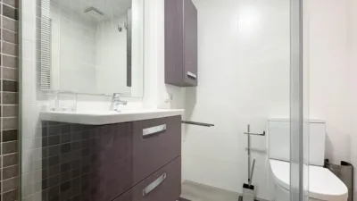 Flat on Masquefa Street photo 14