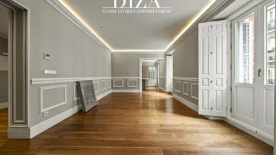 Apartment on Calle del Conde de Aranda photo 3