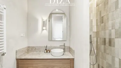 Flat on Calle de la Madera photo 21