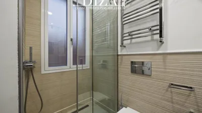 Apartment on Calle del Conde de Aranda photo 31
