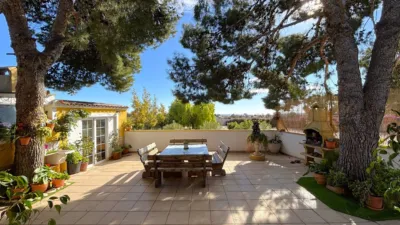 Chalet en El Moralet photo 23