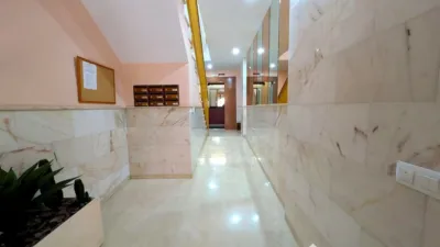 Piso en alquiler en Calle Raphael, Centro (Linares) de 590 €<span>/mes</span>
