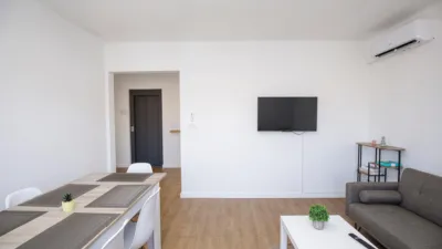 Apartamento en alquiler en Carrer del Montseny, 55, cerca de Carrer Puigmal, Santa Eugènia (Girona Capital) de 1.950 €<span>/mes</span>