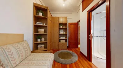 Apartment on Calle María Díaz de Haro photo 16