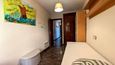 Piso en alquiler en Calle Raphael, Centro (Linares) de 590 €<span>/mes</span>