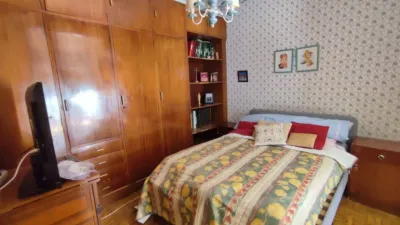 Apartment on Calle de María Díaz de Haro photo 38