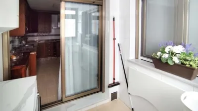 Apartment on Leandro Fernández de Moratín Street photo 17