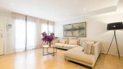 Terraced House on Carrer de la Mar photo 4