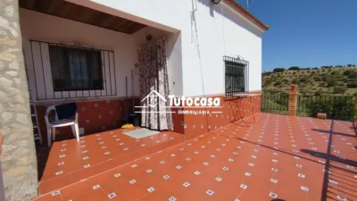 Chalet on Calle Larga photo 3