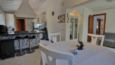 Chalet on Calle Benicolada-Paralela, No. 8 photo 9