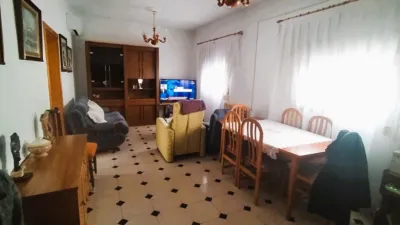 House in - City Centre photo 5