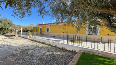 Chalet en El Moralet photo 49