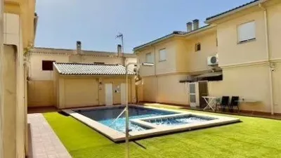 Casa – Redován - Més