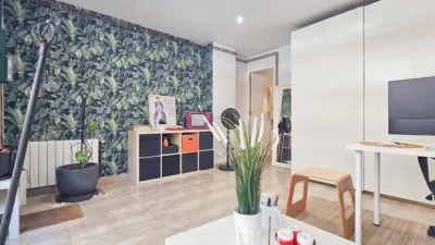 Duplex in Carrer del Clot photo 2