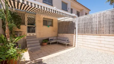 Terraced House on Carrer de la Mar photo 35