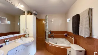Chalet en El Moralet photo 9