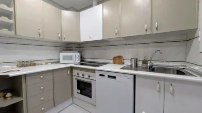 Piso en alquiler en Calle Raphael, Centro (Linares) de 590 €<span>/mes</span>