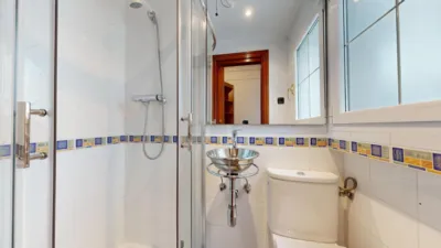 Apartment on Calle María Díaz de Haro photo 19