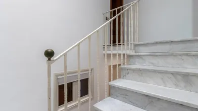 Terraced House in Centre photo 42
