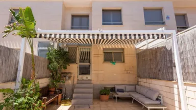 Terraced House on Carrer de la Mar photo 36