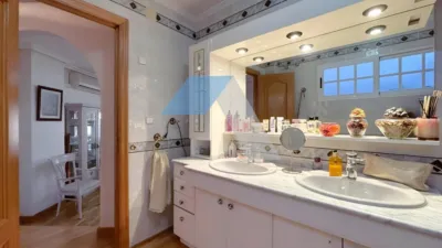 House in the Centre photo 7