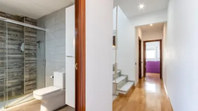 Terraced House in Centre photo 25