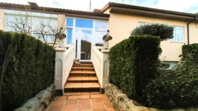 Chalet in Eurovillas photo 2