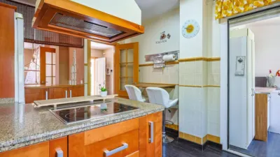 Chalet in Oromana photo 34