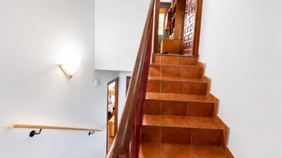 Semi-detached house on Calle del Encinar photo 12