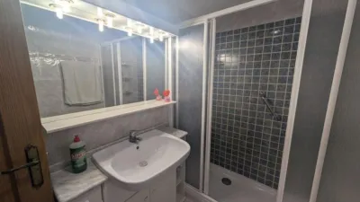 Apartment on Calle de Tomás de Villarroya photo 9