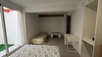 Apartment on Calle de Villarreal photo 19