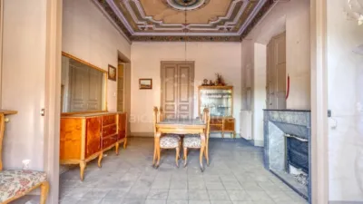 House in Centre photo 12