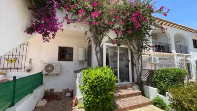 Semi-detached house in Urbanización Lago Jardín photo 7