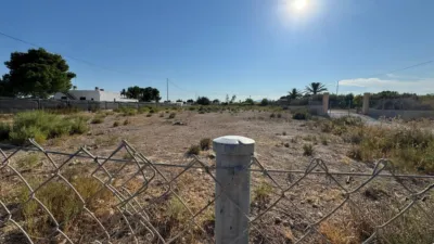 Terreno en venta en Calle Polígono 165 Paraje 3 Altabix - Vista 3