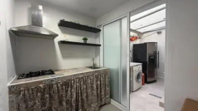 Apartment on Calle de Villarreal photo 11