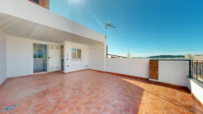 House in the Centre photo 4