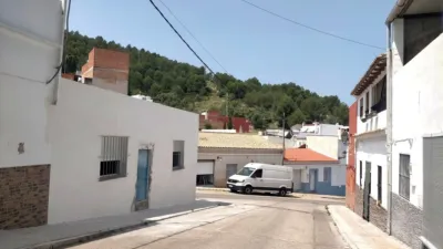 Chalet on Carrer de Vall de la Safor, 8 photo 2