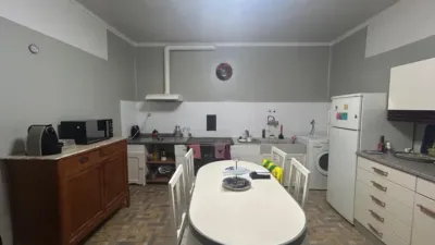 House in the Centre photo 3
