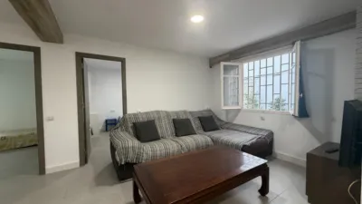 Apartment on Calle de Villarreal photo 2