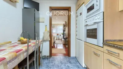 Flat in Lanbarketa photo 5