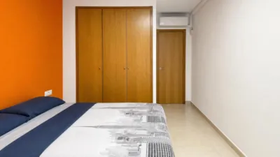 Apartment in Montroy photo 11