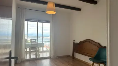 Apartment on Carrer de la Pujada del Puig Rom photo 21