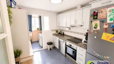 Apartment on Avenida de Juan Carlos I photo 10