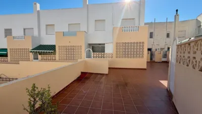 Terraced house on Camino de La Naranja street photo 18