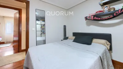 Flat in Lanbarketa photo 17