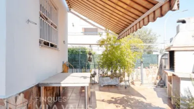 Semi-detached house on Carrer de Miguel Hernández photo 39