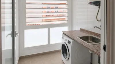 Apartment in Montroy photo 3