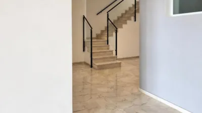 Apartment in Montroy photo 15
