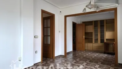 Apartment on Nicolau de Monsoriú Street photo 3