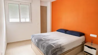 Apartment in Montroy photo 9